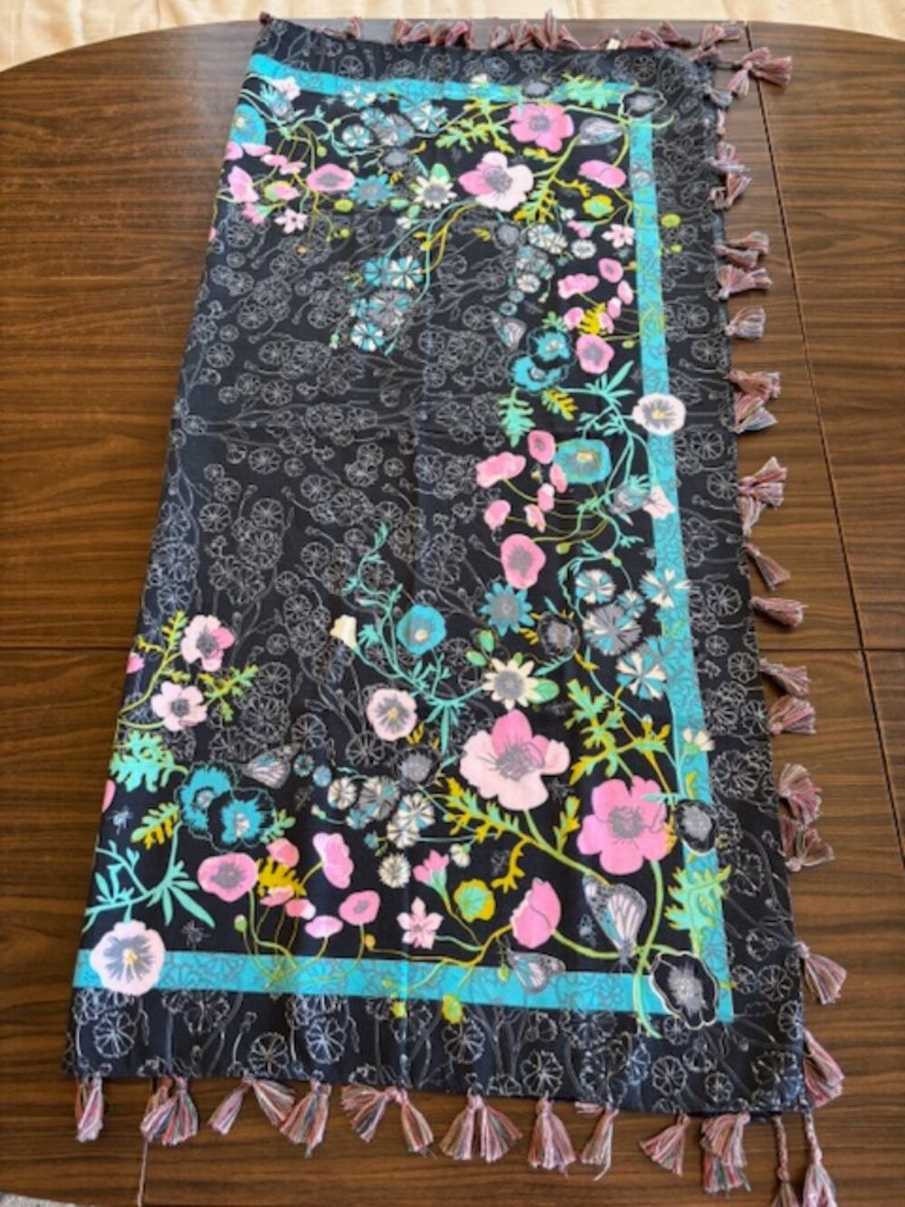 Assorted Patterned Scarves- 5 Total - Picture 6 of 7